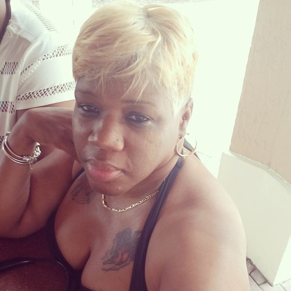 Meet your Posher, Yolonda-neicy